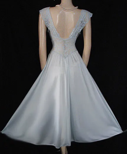 *RARE OLGA  ALL-LACE SPANDEX BODICE NIGHTGOWN IN CHERUB BLUE - SIZE LARGE