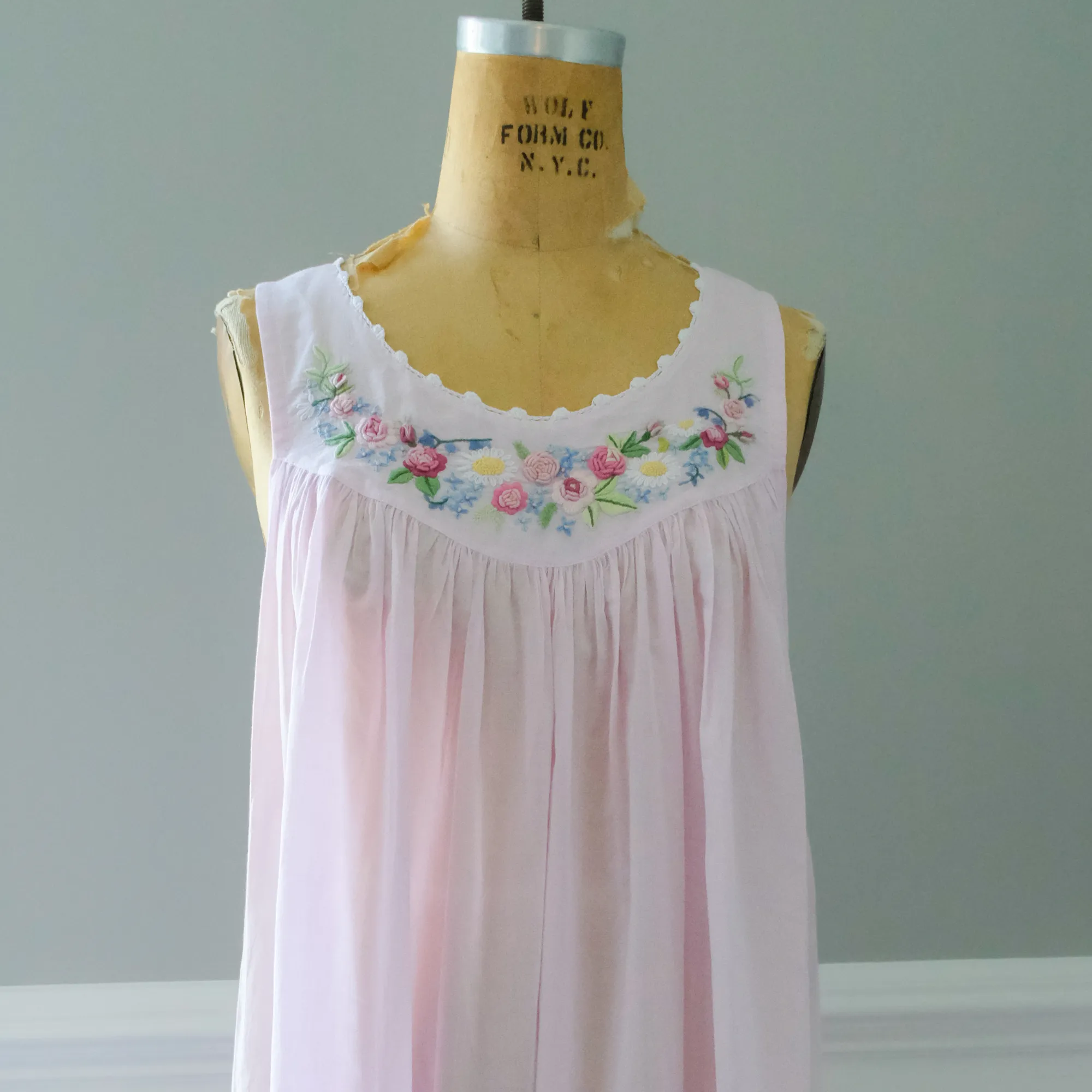 Rosebud Nightgown - Pink on Pink Cotton