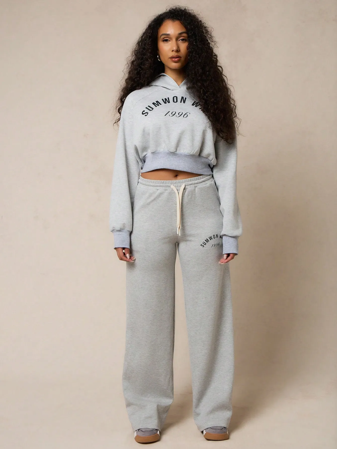 SUMWON WOMEN Essentials Cropped Hoodie