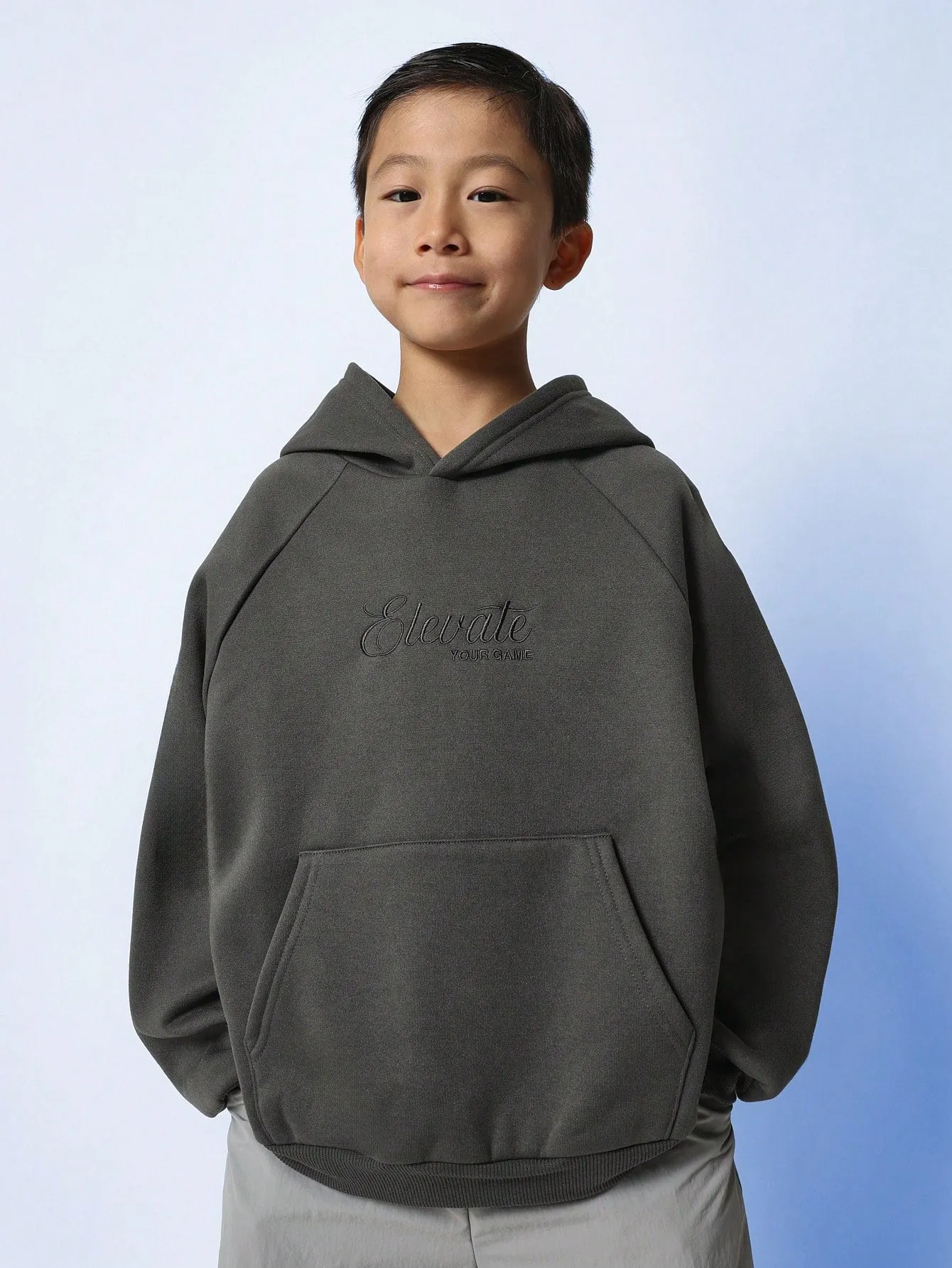 Tween Boys Comfy Regular Fit Overhead Raglan Hoodie With Embroidery Pattern