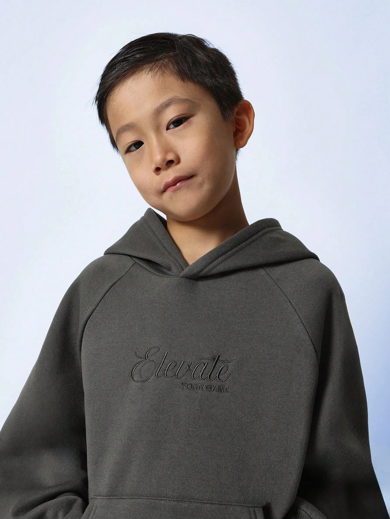 Tween Boys Comfy Regular Fit Overhead Raglan Hoodie With Embroidery Pattern