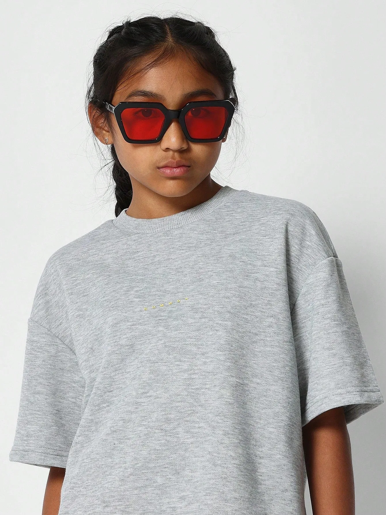 Tween Girl Oversized Fit Essential Tee