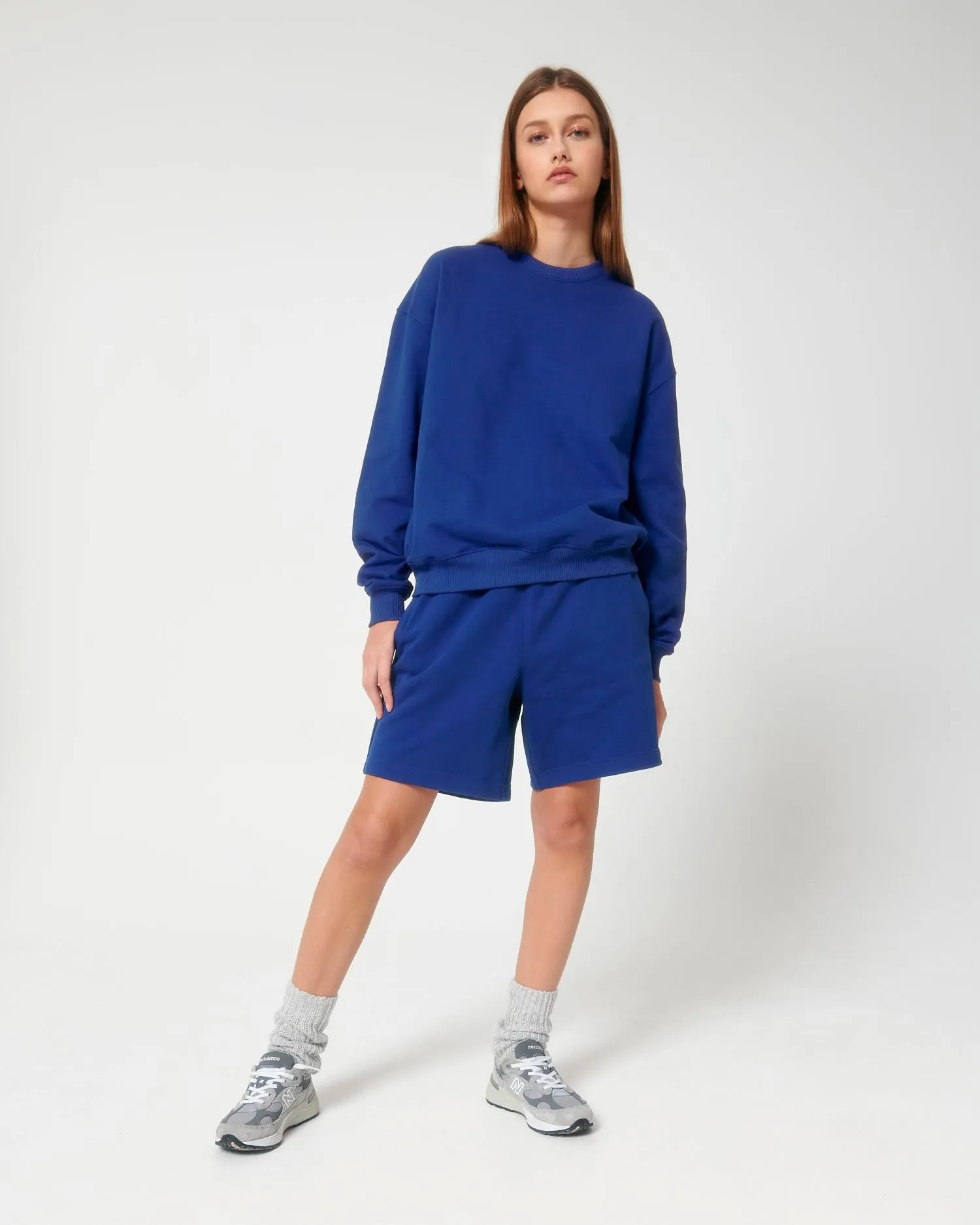 Unisex Organic Boxy Dry-Feel Sweatshirt - 400 g/m² | Ledger Dry Crewnecks STSU798