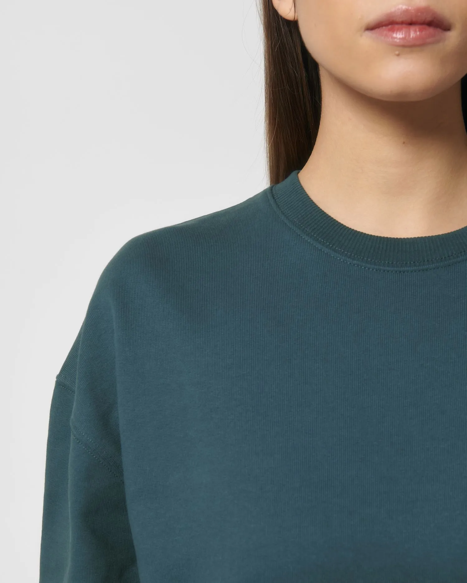 Unisex Organic Boxy Dry-Feel Sweatshirt - 400 g/m² | Ledger Dry Crewnecks STSU798